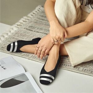 Square-Toe V-Cut Flats (Margot 2.0) size 6 (36) women’s shoes